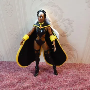X-MEN 스톰 피규어