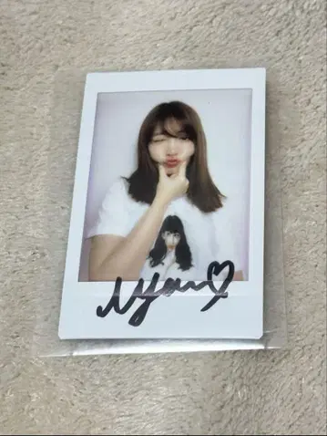 코지마 요나 씨 친필 사인 폴라로이드