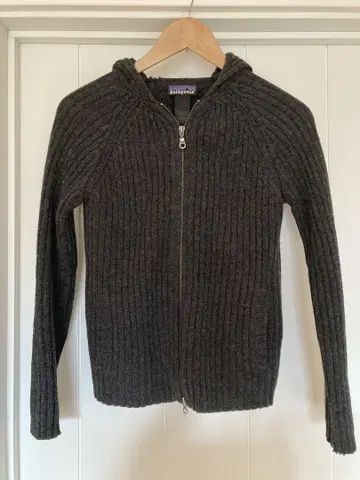 patagonia 여성용 스웨터 S 다크 그레이