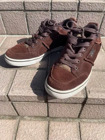 ipath 아이패스 25.5 스케이트 보드화 브라운 스웨이드