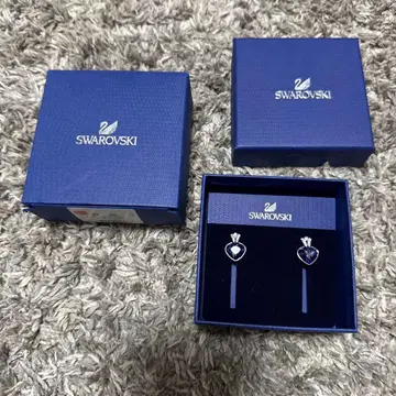 스와로브스키 귀걸이 탄자나이트 파베 정품