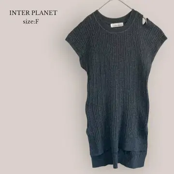 [ 인터플래닛 ] 새상품급 숄더컷 니트 린넨 혼방 그레이 x 라메
