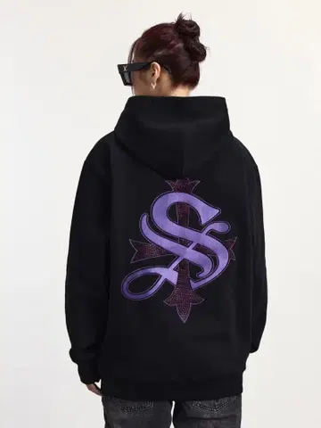 SUPPLIER 서플라이어 크로스 로고 후드티