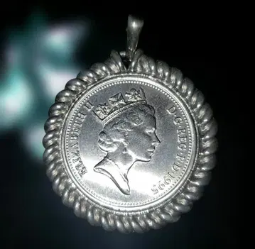 빈티지 엘리자베스 여왕 2세 2 pence 코인 목걸이 1995년 제작