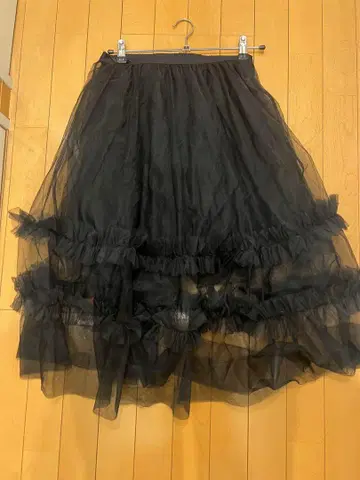 d'zzit 프릴 달린 블랙 튤 롱 스커트