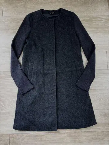 띠어리 노카라 코트 리브 니트 슬릿 포함 S 새상품급