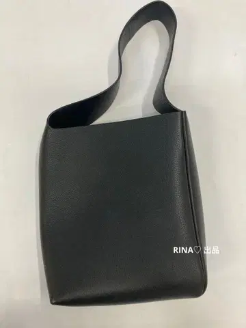 Aeta 블랙 토트백