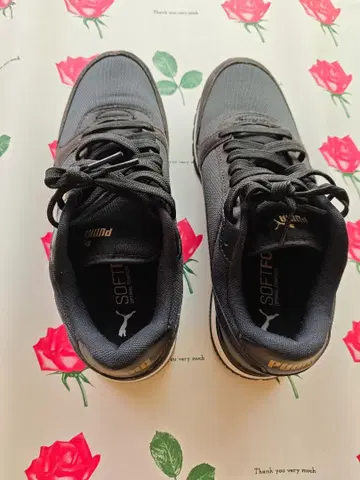 PUMA 블랙 스니커즈 SoftFoam