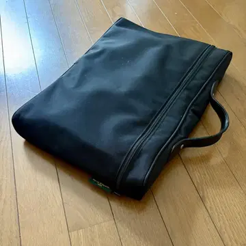 브리프 케이스 에르베샤 펠리에