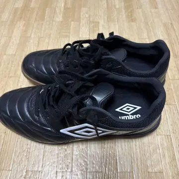 umbro 풋살화 블랙 27cm 실내, 체육관용