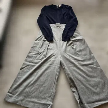 MADE IN Italy 네이비와 그레이의 올인원