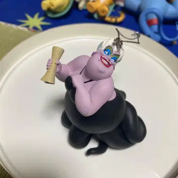 아스라 피규어 촉수 포함 약 10cm