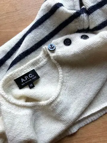 [새상품급] A.P.C. 크루넥 보더 스웨터 알파카 울