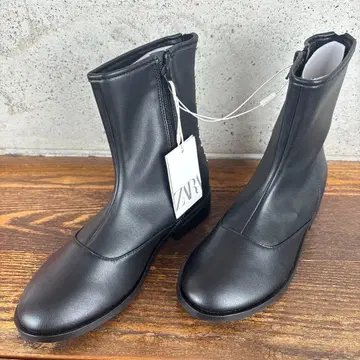 ZARA 스터드 부츠 36