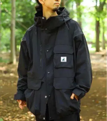 프릭스스토어 x 캡틴스태그 별주 빅 실루엣 마운틴 파카