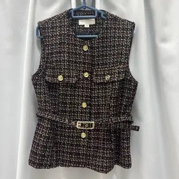 ZARA 벨트 부착 텍스처 베스트