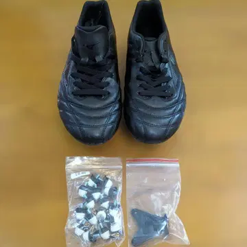 미즈노 스파이크, 새상품급