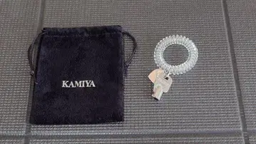 KAMIYA 키 참 브레이슬릿 클리어