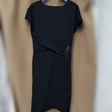 ESCADA 블랙 드레스 36