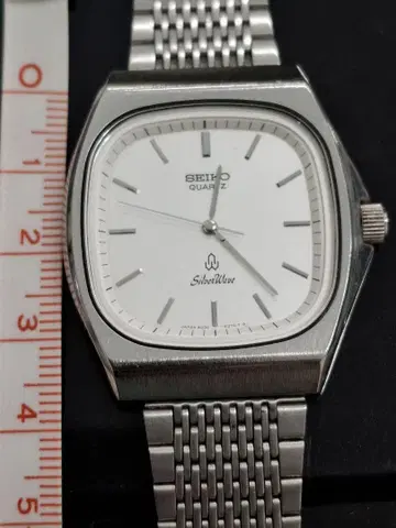 SEIKO Quartz SilverWave 손목시계