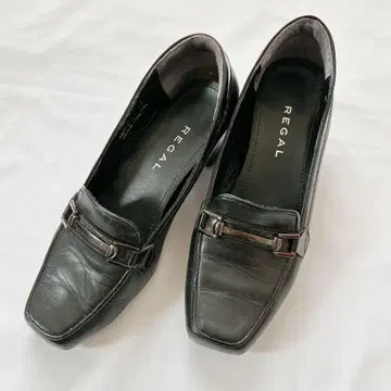 REGAL 블랙 로퍼 22cm