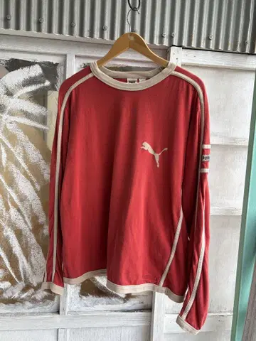 PUMA 롱 T 2000년대 스티치 라인 빨간색 레드 계열 구제 의류