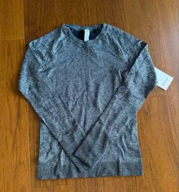 룰루레몬 Rest Less Pull over 10