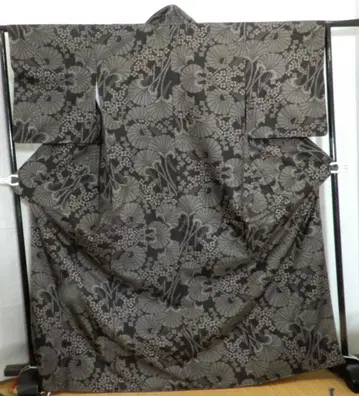 순수 실크 시츠케 부착 본고장 진흙 염색 오시마 명주 기모노 츠와부키