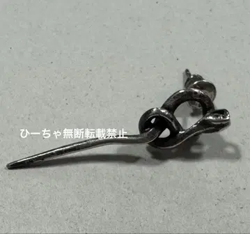 [새상품급] gunda hyde hyde 착용 건담 귀걸이 스텔스