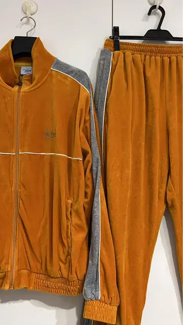 케보즈 셋업 벨로아 상하의 [ M ]