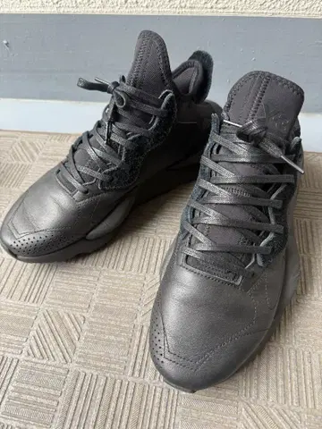 Y-3 KAIWA 와이쓰리 스니커즈