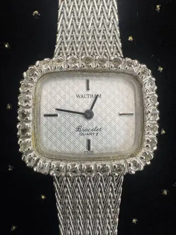 WALTHAM 브레이슬릿 쿼츠 손목시계 새상품 배터리 교환 완료