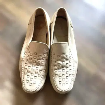 FLORSHEIM 뜨개질 가죽 로퍼 크림색 빈티지