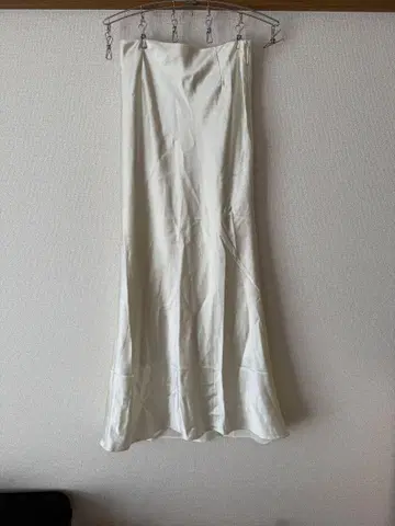 urs 새틴 머메이드 맥시 스커트