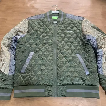 HUF 퀼팅 자켓 M