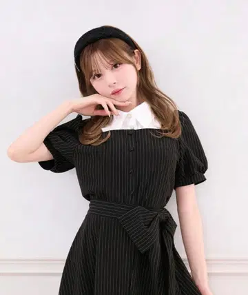 아프레 주르 레이어드 퍼프 슬리브 상의 블랙 X-LARGE