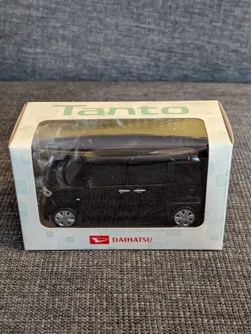 DAIHATSU Tanto 미니카 블랙 컬러