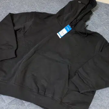 아디다스 오리지널 새상품 후드티 XOT