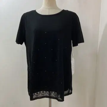 블랙 자수 비쥬 반팔 상의