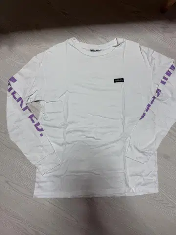 MILKFED. 화이트 긴팔 T셔츠
