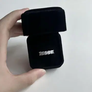 유품 정리 용품 이터니티 반지 실버 다이아 스톤