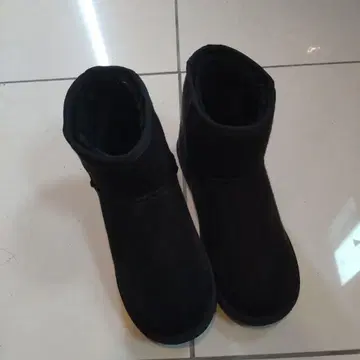 블랙 어그 부츠