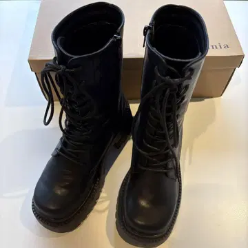 레이스업 가죽 숏부츠 블랙