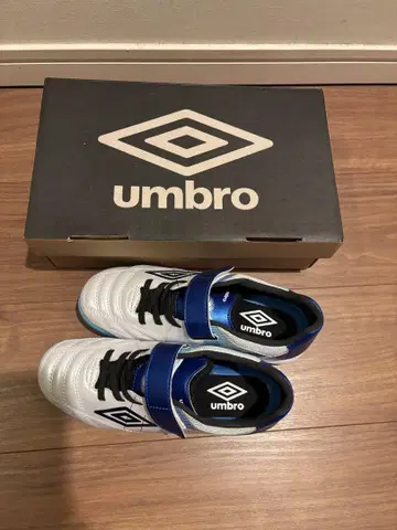 umbro Accelerator 축구 트레이닝 슈즈 22.5cm