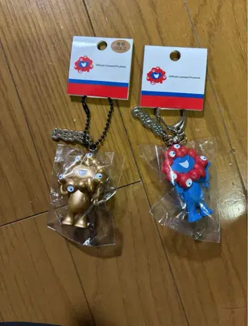 금 골드 노멀 미야쿠미야쿠 PVC 키링 2개