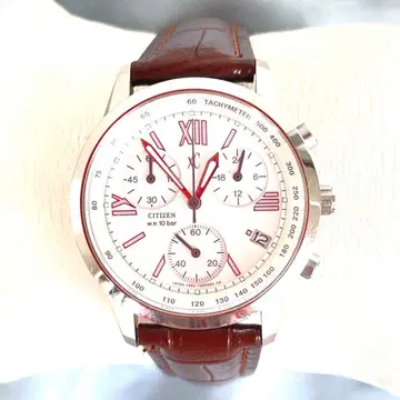 새상품급 크로스 시 xC 크로노그래프 화이트 다이얼 가죽 벨트 작동