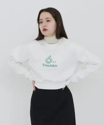 TINA:JOJUN 화이트 트레이닝복 맨투맨 티나준