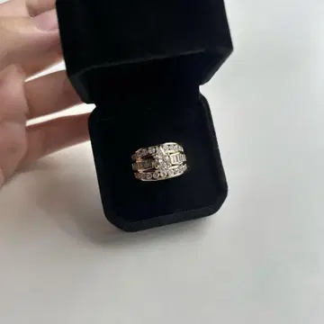 유품 정리 빈티지 골드링