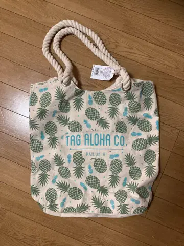 TAG ALOHA CO. 파인애플 패턴 토트백