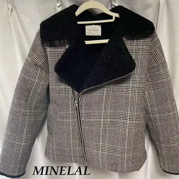 MINELAL (미네랄) 체크 무늬 보아 자켓